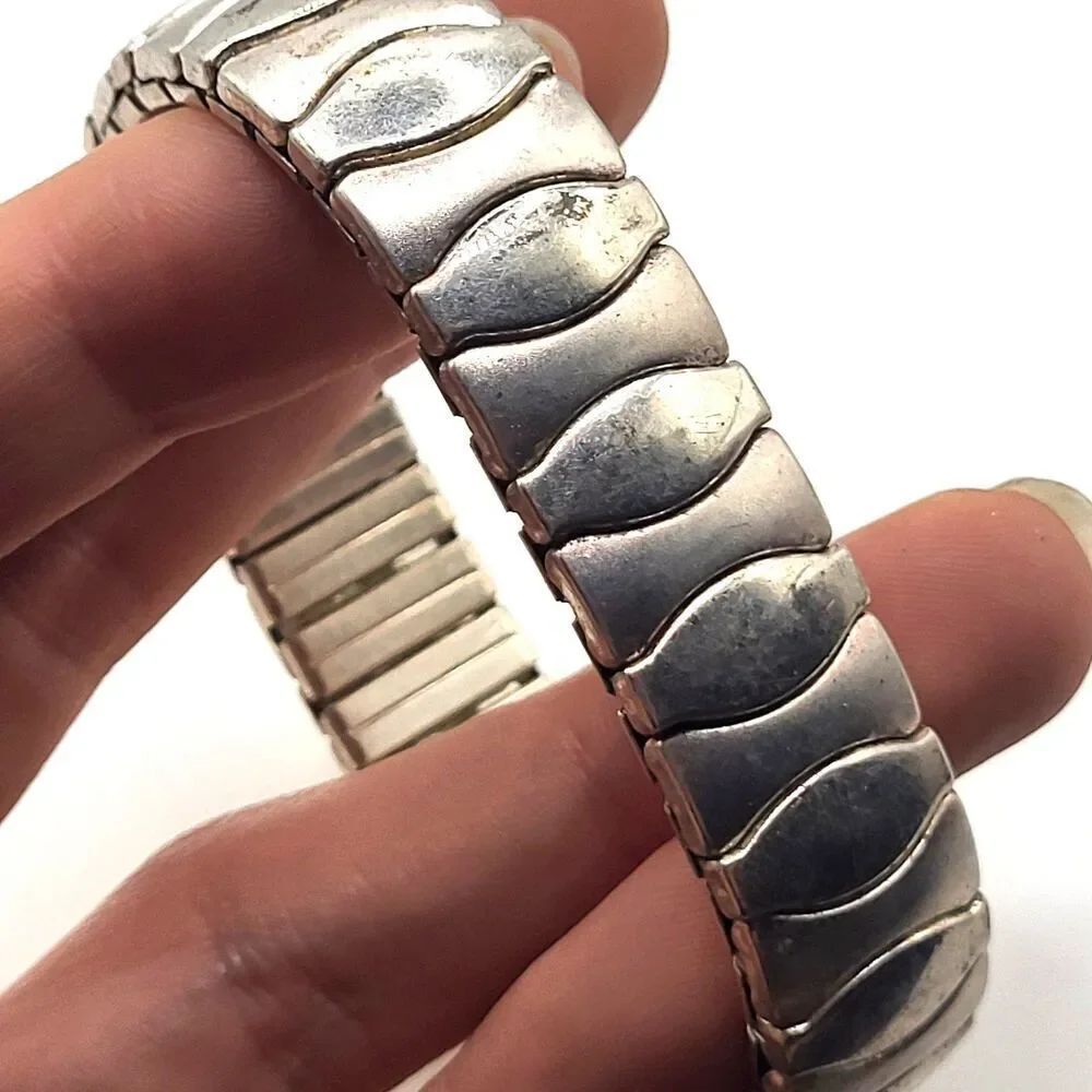 Vintage Silver-tone Metal Expansion Watch Band Style Bracelet 7in
